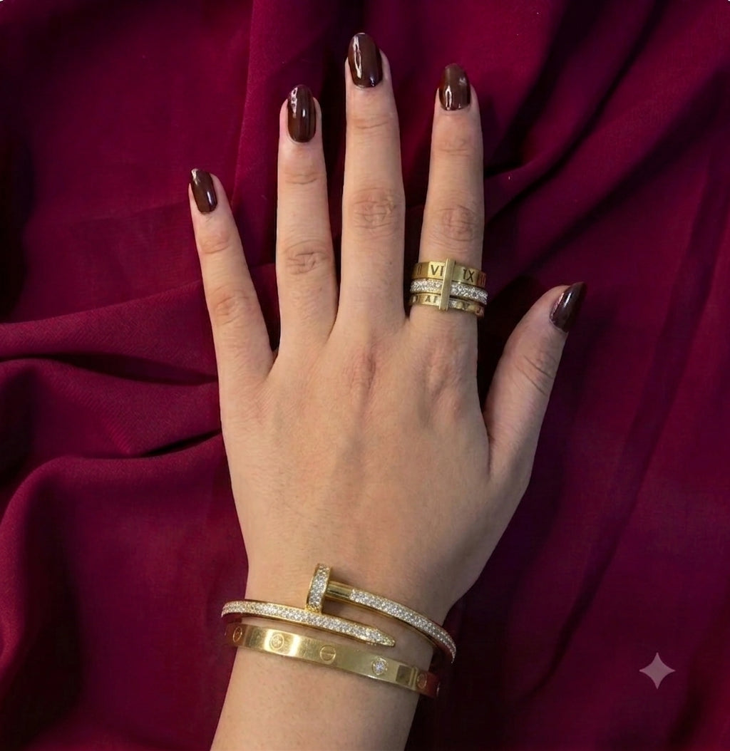The Pavé Nail Luxe